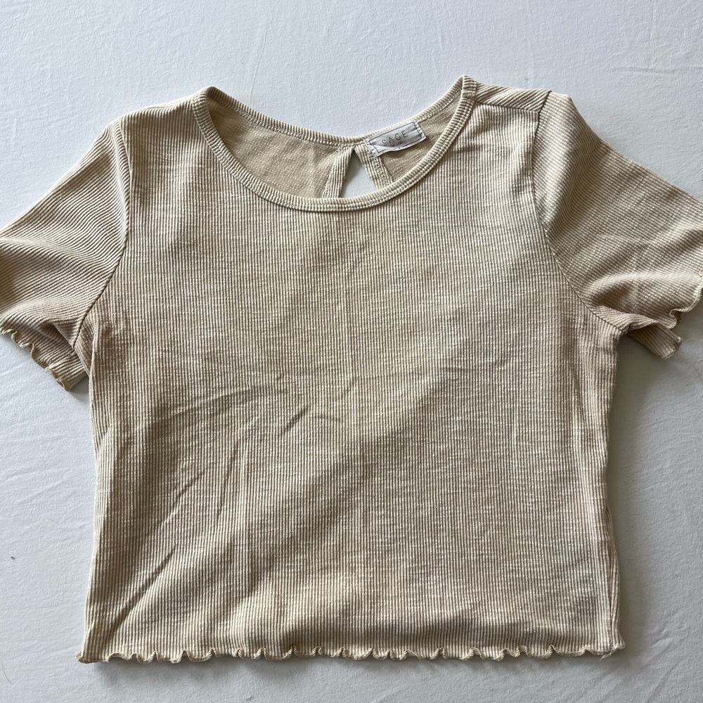 Sage Cream Crop T-Shirt Fitted Style